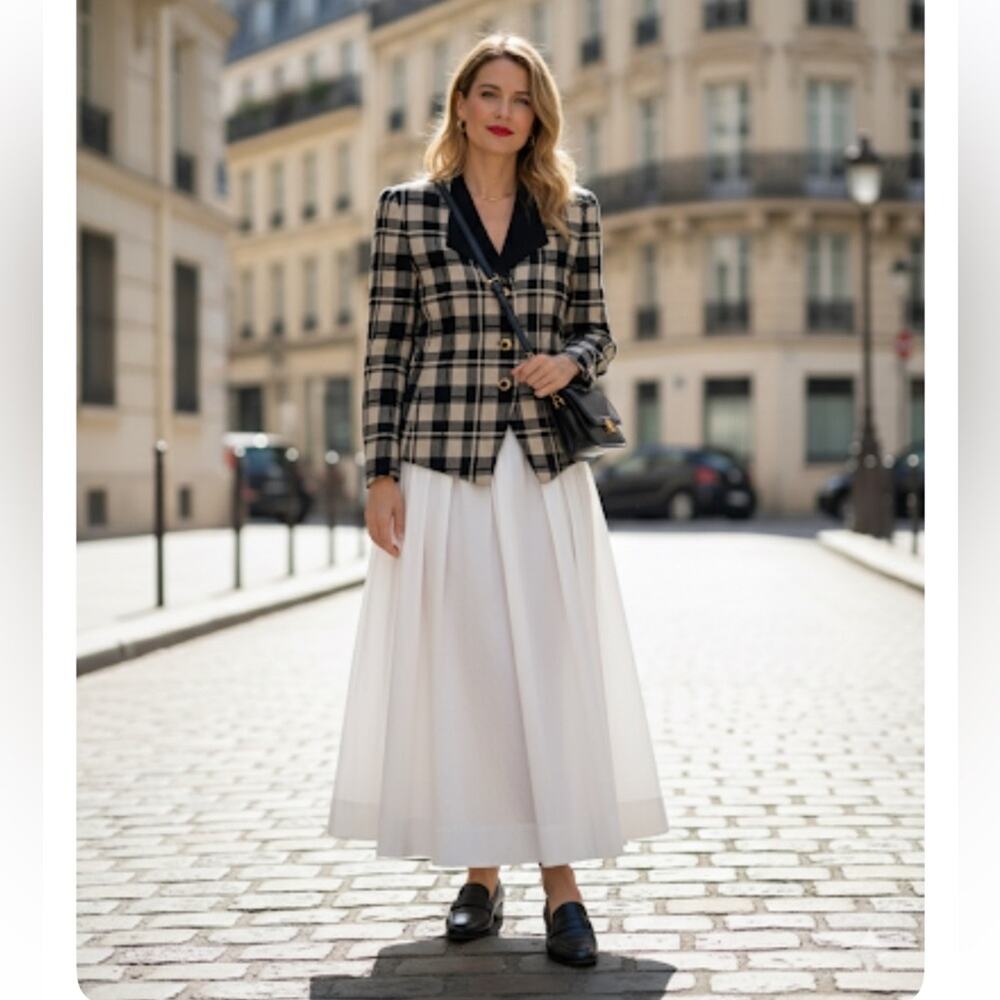 Vintage Petite Sophisticate Black Plaid Fitted Blazer